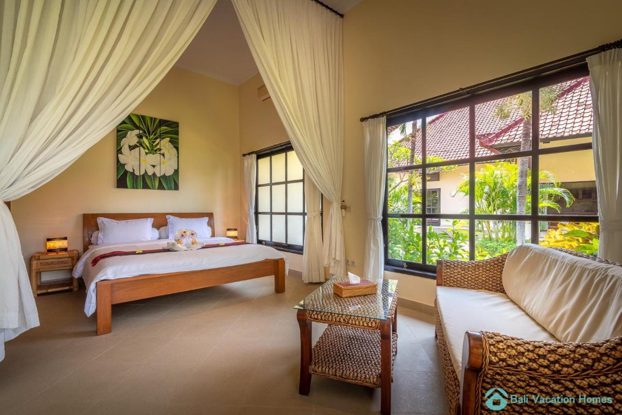 Villa Namasté - Beachfront at Lovina 10P, Pool, BBQ Banjar  Esterno foto
